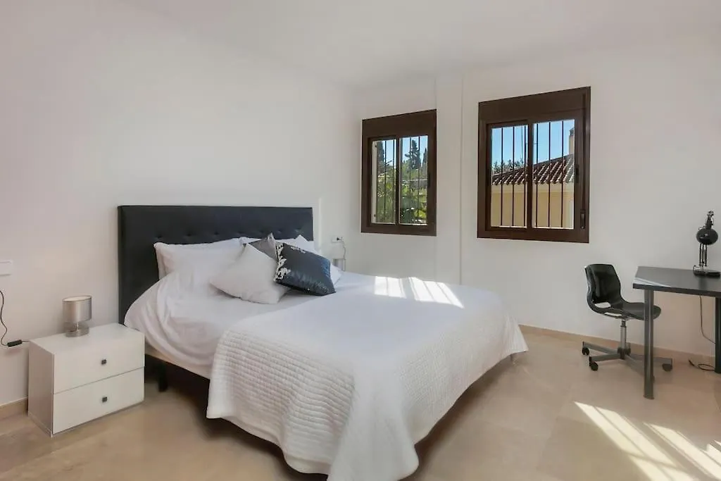 Villa Luxury 6 Bedroom Villa, Marbella